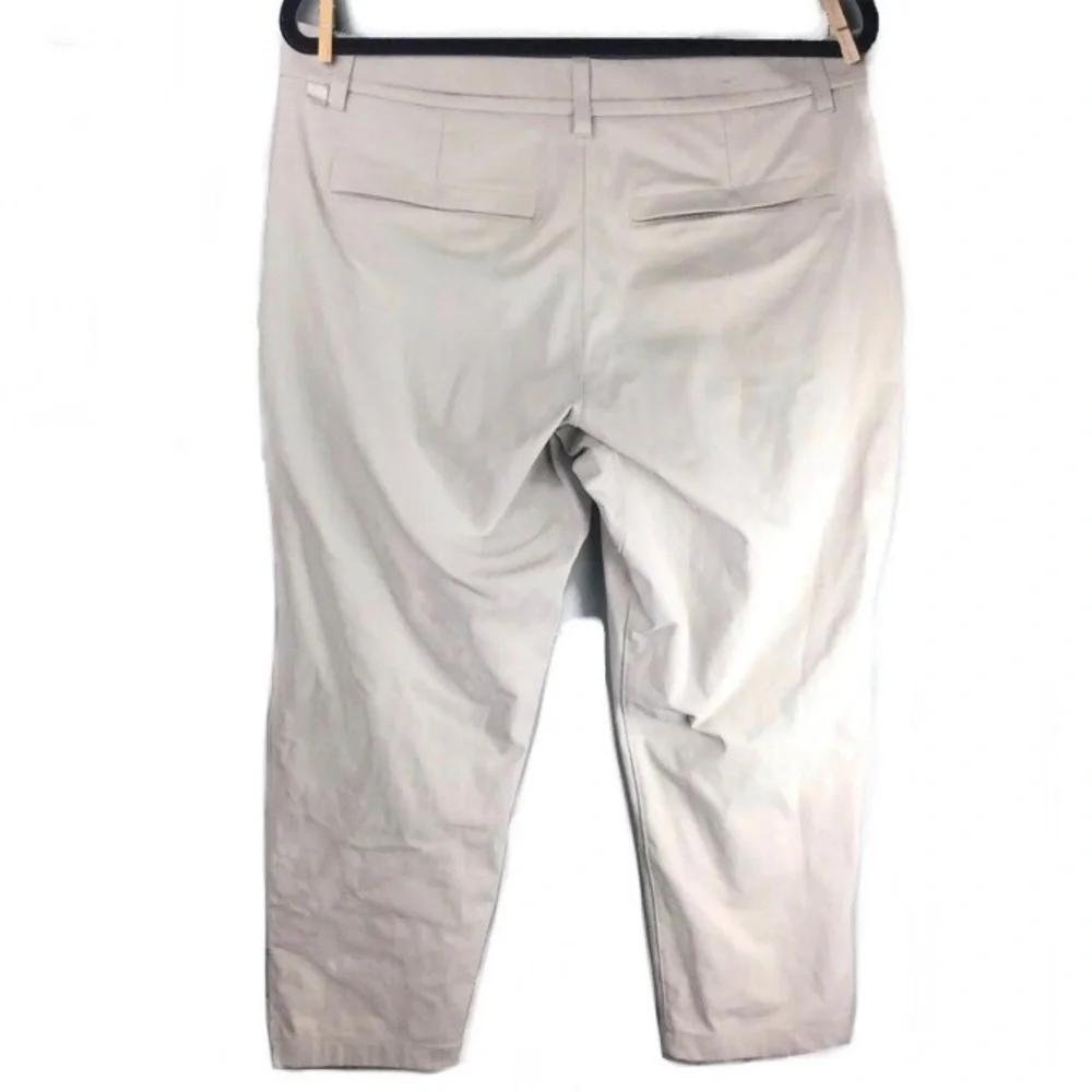 Lululemon ABC Classic Fit 28” Warpstreme Trench Khaki Trouser Size 34